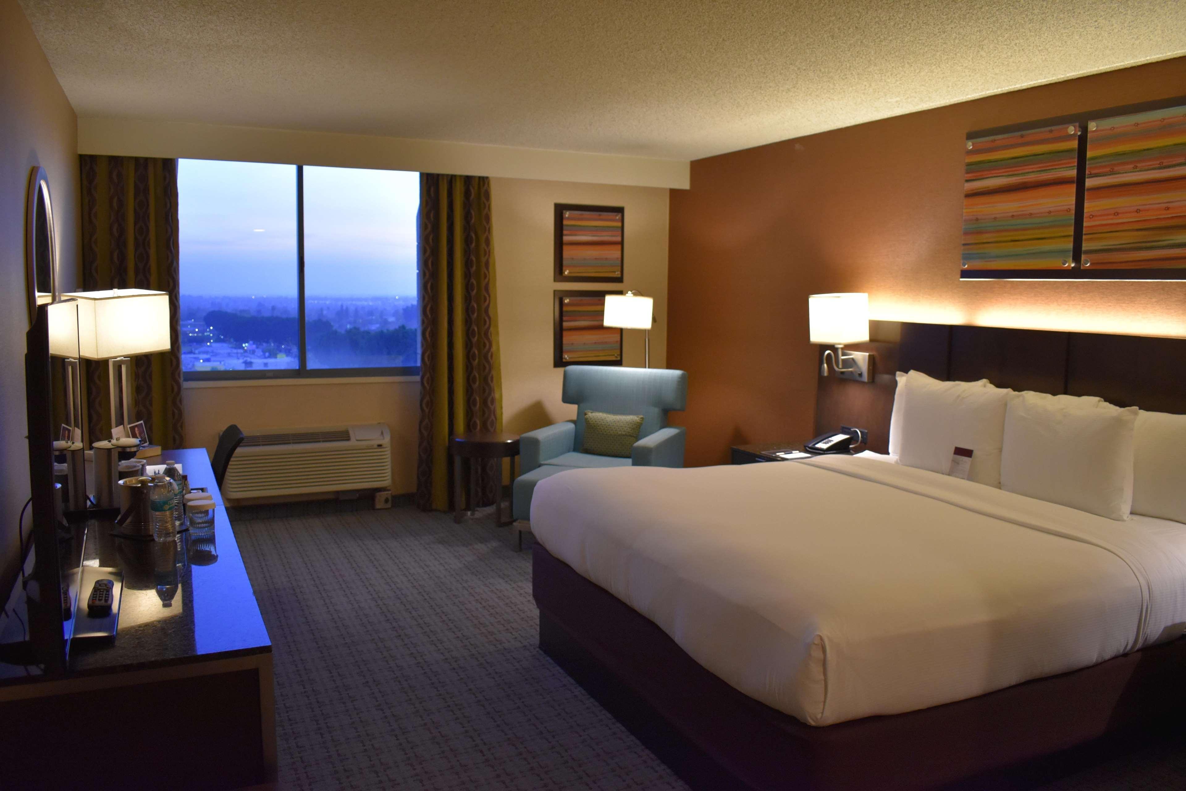 Doubletree By Hilton Whittier Hotel Kültér fotó
