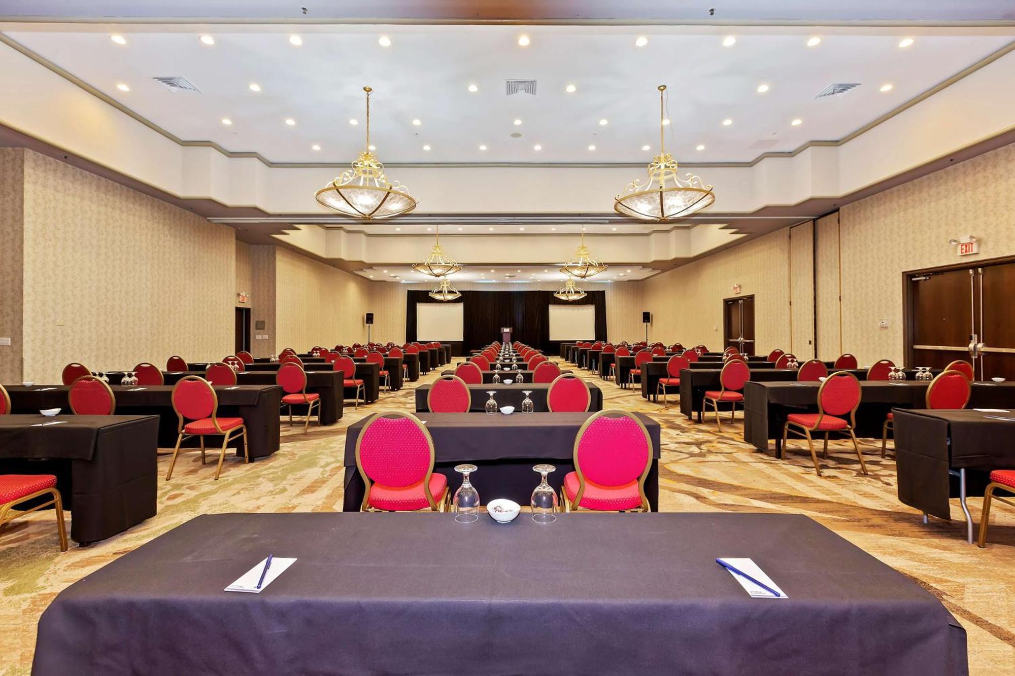 Doubletree By Hilton Whittier Hotel Kültér fotó