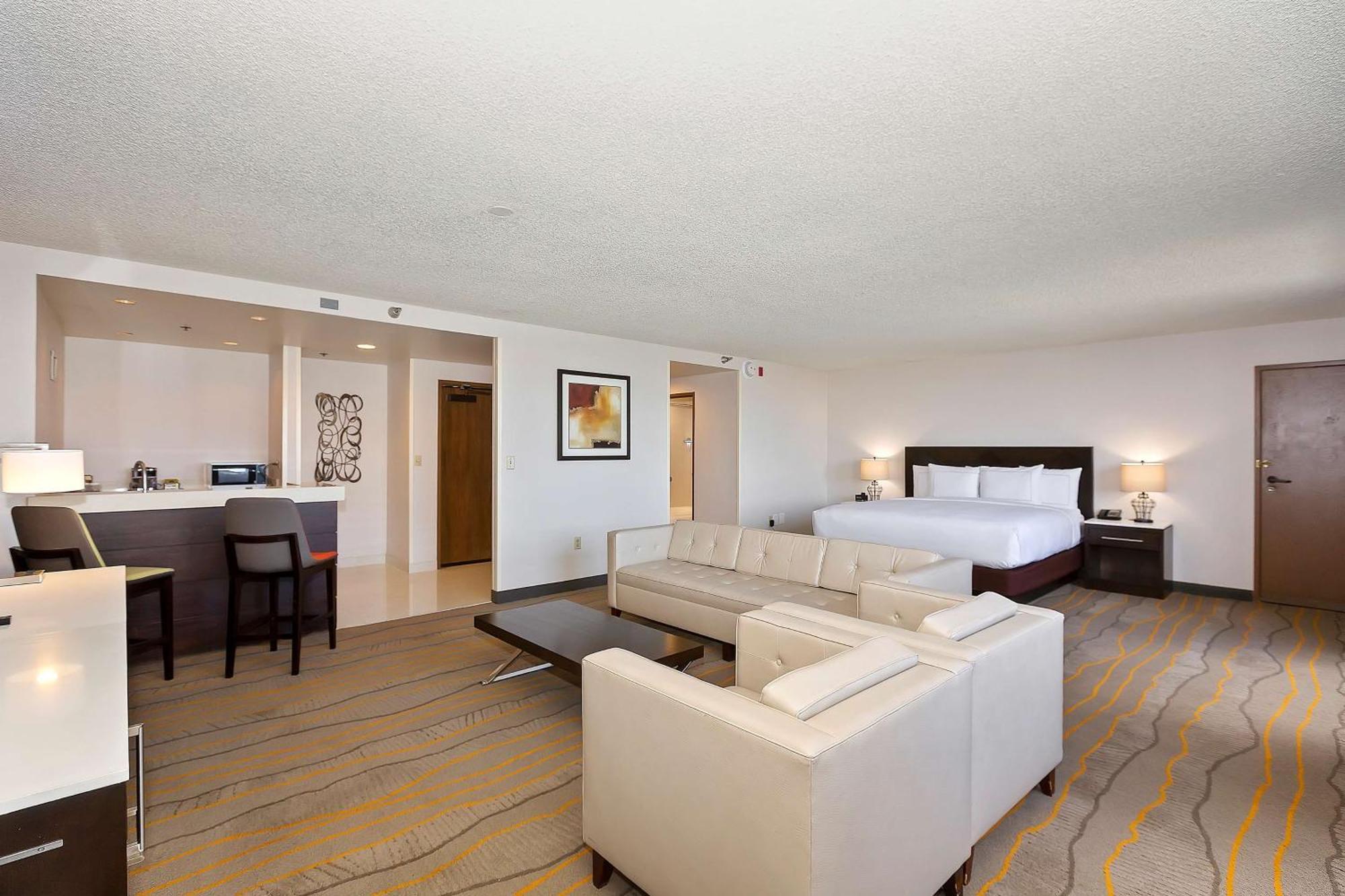 Doubletree By Hilton Whittier Hotel Kültér fotó