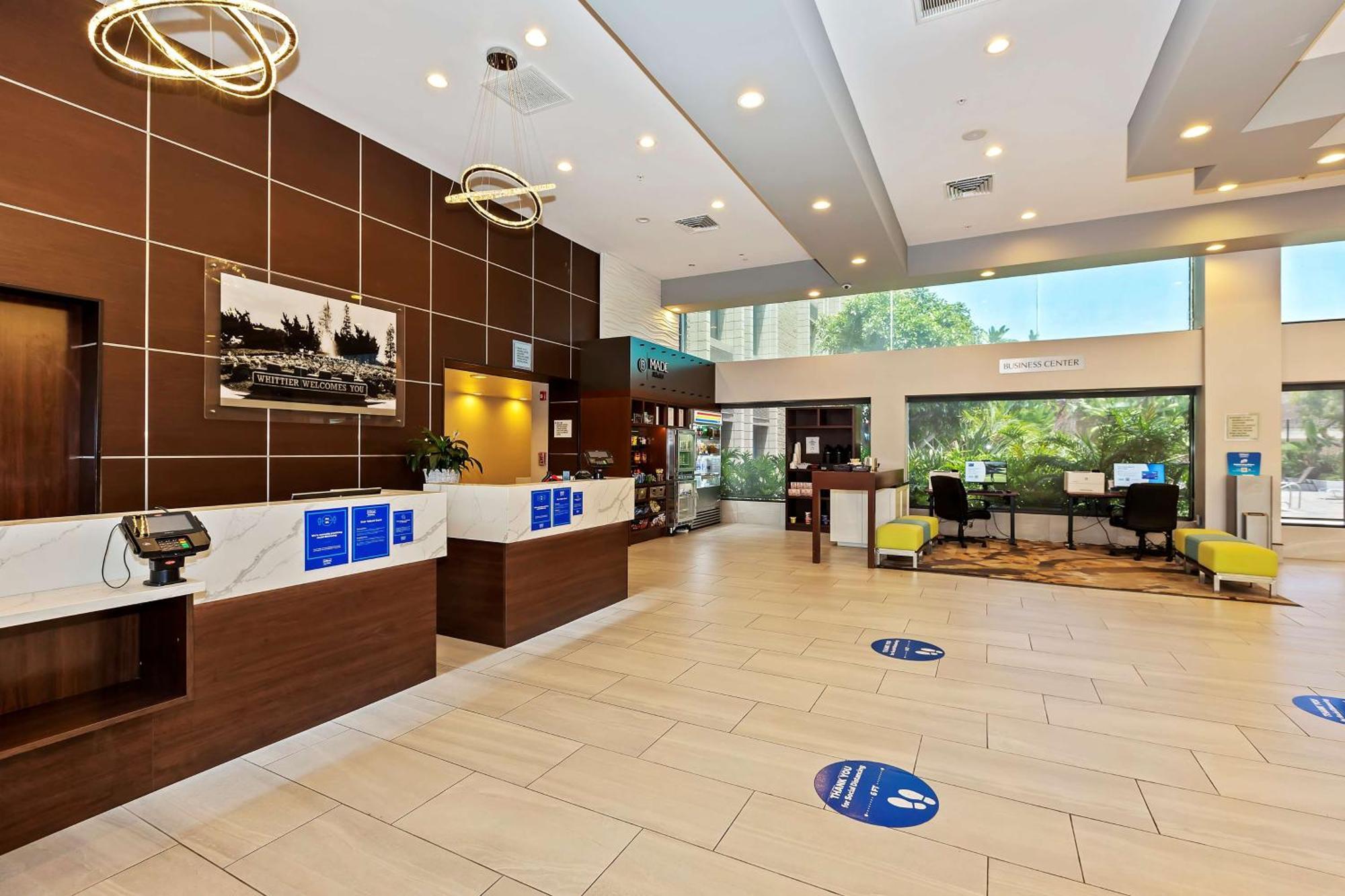 Doubletree By Hilton Whittier Hotel Kültér fotó